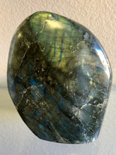 Load image into Gallery viewer, Labradorite Polished Stone B
