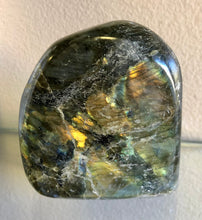 Load image into Gallery viewer, Labradorite Polished Stone D
