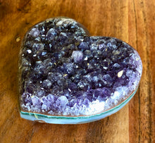 Load image into Gallery viewer, Amethyst Heart 3 Inch
