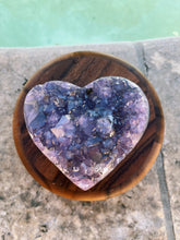 Load image into Gallery viewer, Amethyst Heart 4 Inch (B)
