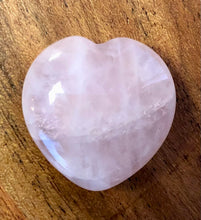 Load image into Gallery viewer, Rose Quartz Hearts 1 inch Stone
